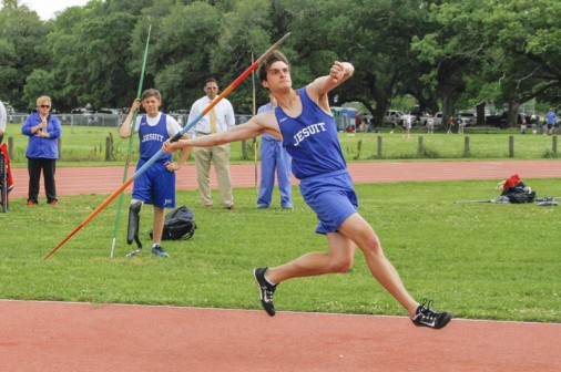 Senior Mark Jaunet finished 2nd in the javelin throw.