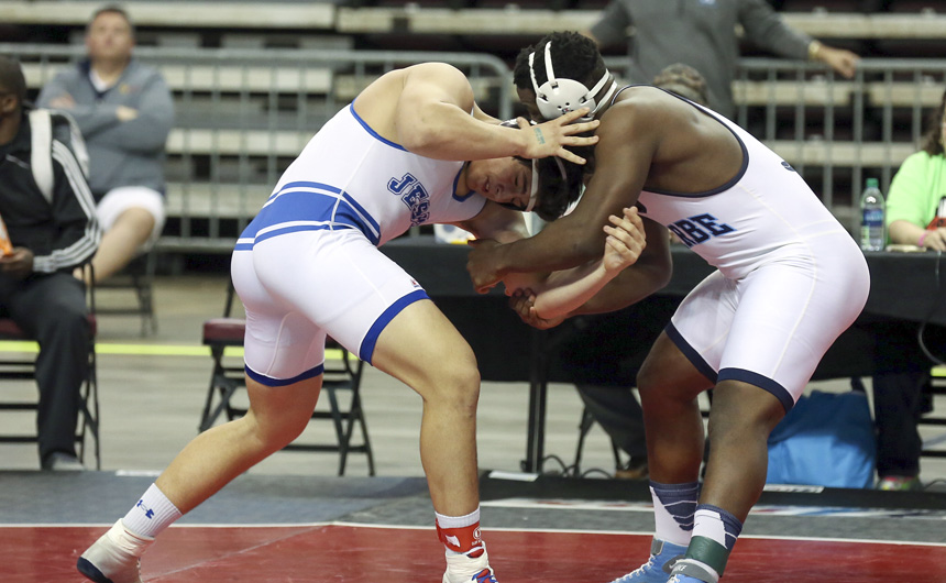 Perry Ganci defeats Darion Mitchell of Barbe in the D1 220 finals at the 2017 LHSAA State Wrestling Championships.
