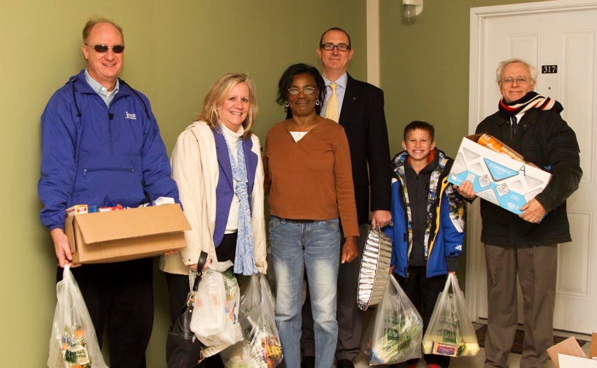 thanksgivingdrive_delivery_20131127_0002