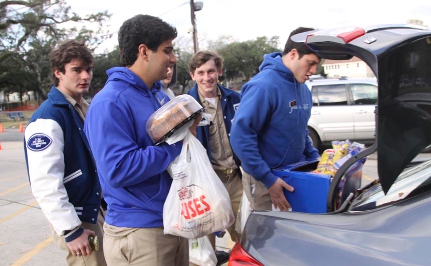 thanksgivingdrive_homerooms_20131127_0060