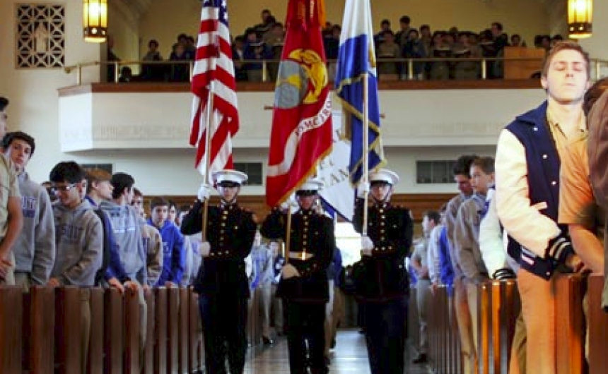 thanksgivingdrive_students_prayerservice_web_11272013_003