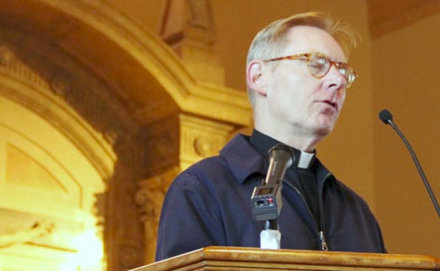 thanksgivingdrive_students_prayerservice_web_11272013_005