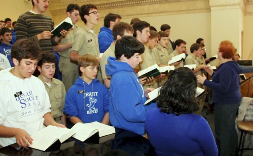 thanksgivingdrive_students_prayerservice_web_11272013_013