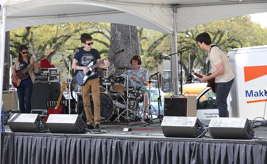 2014_bazaar_submarineracers-08