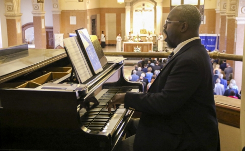 Homecoming-Mass-Reception_20190914_046