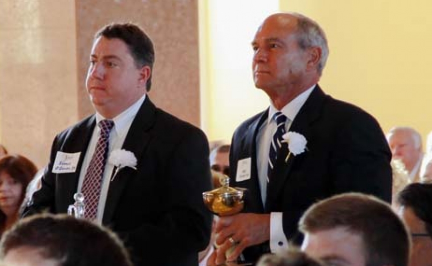 homecoming-mass_reception_aoy_bill-babin74_10042014_079a_web