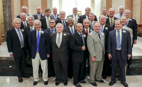 Alumni-Homecoming_20170930_Mass_109