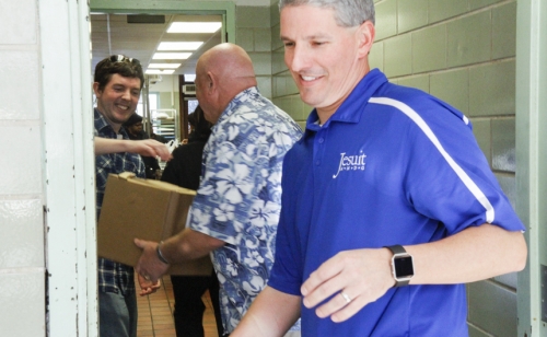 Alumni-Thanksgiving-Drive_20161122_Tuesday_018