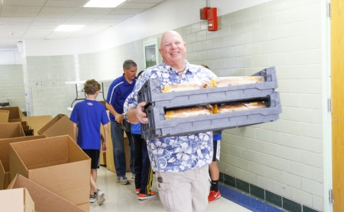 Alumni-Thanksgiving-Drive_20161122_Tuesday_022