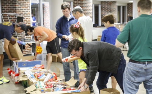 Alumni-Thanksgiving-Drive_20161123_Wednesday_047