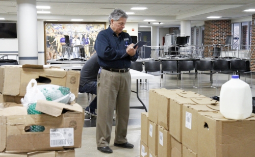 Alumni-Thanksgiving-Drive_20161123_Wednesday_050