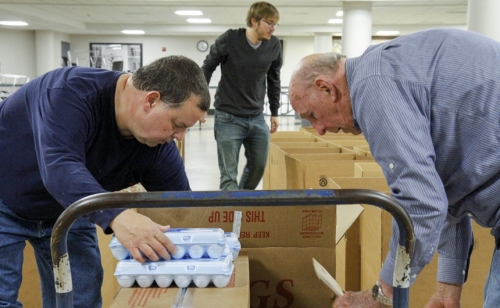 Alumni-Thanksgiving-Drive_20161123_Wednesday_056