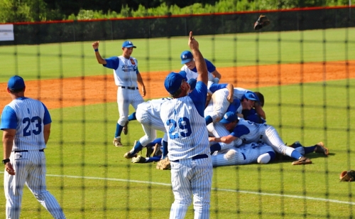 Retif Wins_Coach Thanks God_A