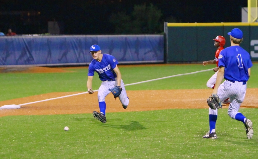 american-legion-state-tournament_jhs4vdeanies2_07202014_21