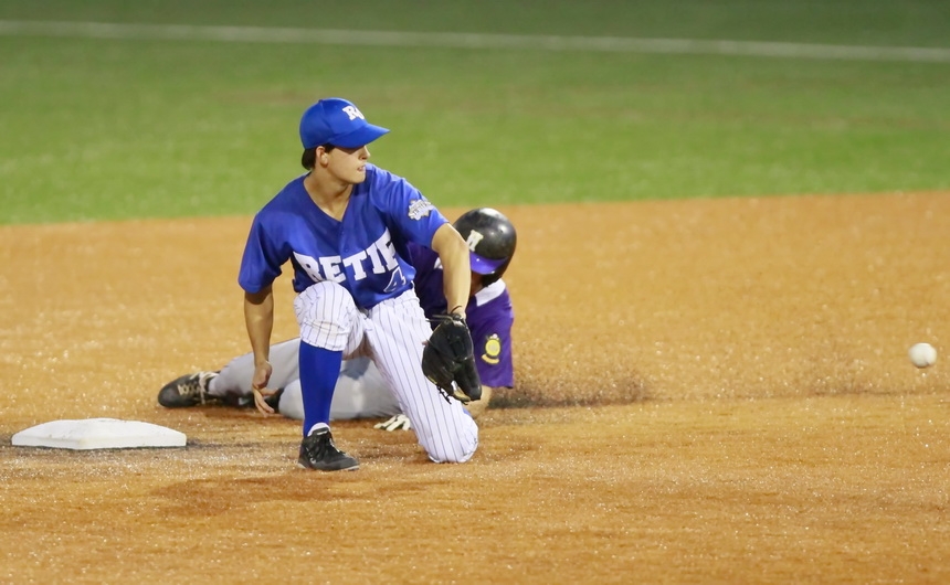 american-legion-2014_state-tournament_jhs7vottocandies3_07192014_09
