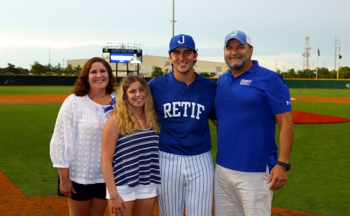 50071686291_4d60f3018c_k