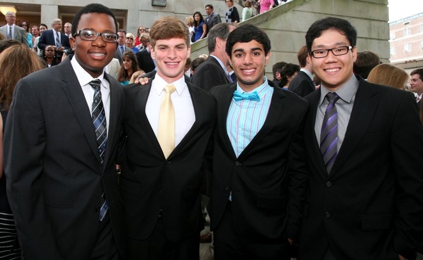 jbaccalaureate2014_027_small-group_66