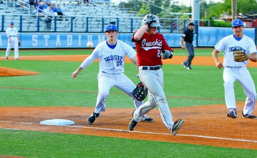 Baseball 2016_PlayoffsRound1_JHS9vOuachita3_JRS_04262016_03