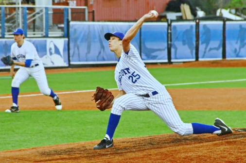 baseball_2013_state_playoffs_bidistrict_vsacadiana_050113_01
