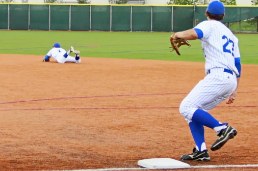 baseball_2013_state_playoffs_bidistrict_vsacadiana_050113_03