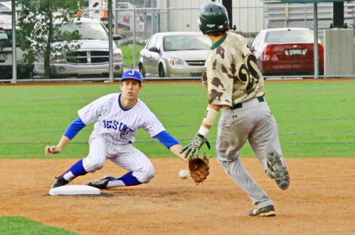 baseball_2013_state_playoffs_bidistrict_vsacadiana_050113_06