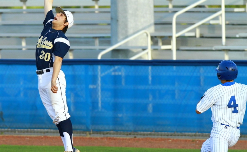baseball-2014_jhs13-v-holycross2_04102014_03