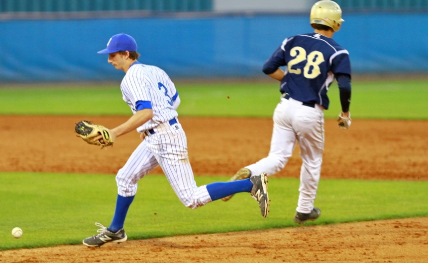 baseball-2014_jhs13-v-holycross2_04102014_16
