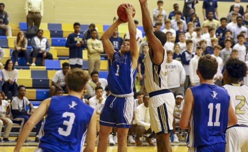 Basketball-vs-HC_20200114_11