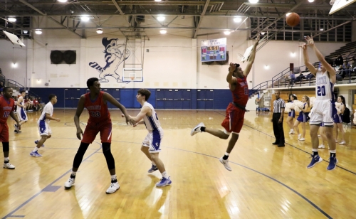 Basketball_20170203_John-Curtis_103