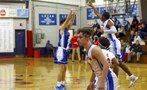 jesuit-varsity-basketball-vs-john-curtis-1-31-2020-0018_49471080416_o