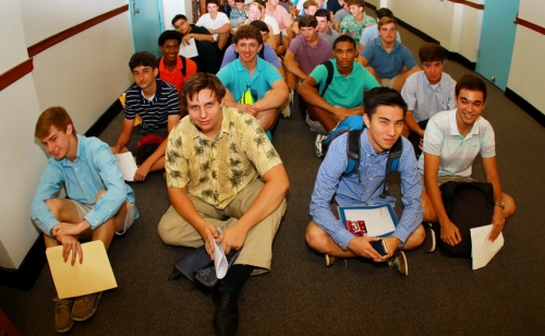 Book Day 2016_Seniors_Juniors_Sophomores_08092016_01