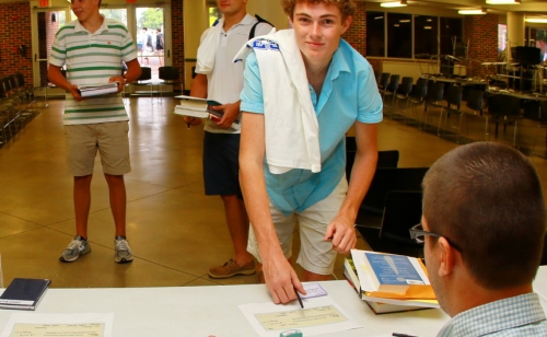 Book Day 2016_Seniors_Juniors_Sophomores_08092016_21