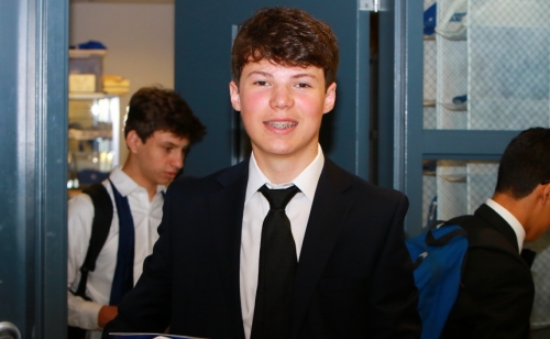 Book Day 2016_Seniors_Juniors_Sophomores_08092016_40