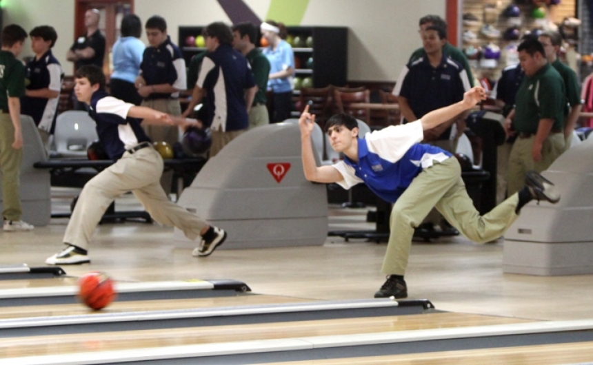 bowling_06_jhsvsrummel_20140217_totaro_web_img_0066