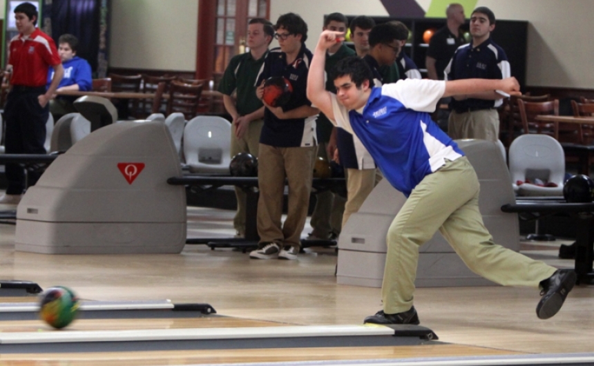 bowling_10_jhsvsrummel_20140217_ainsworth_chris_better_img_0108