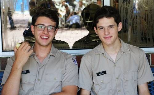 FirstDay_Lunchtime_20170818_061