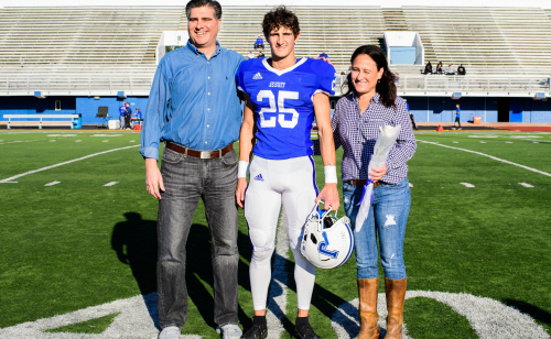 25_Jesuit_JR_103021_52611