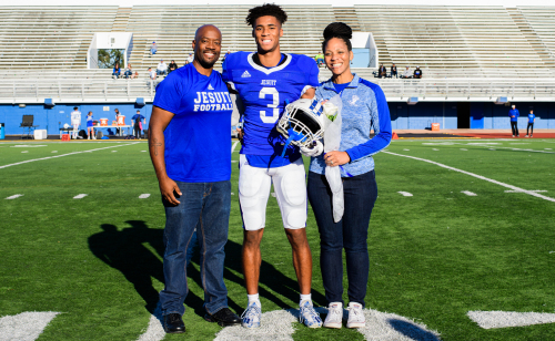 3_Jesuit_JR_103021_52584