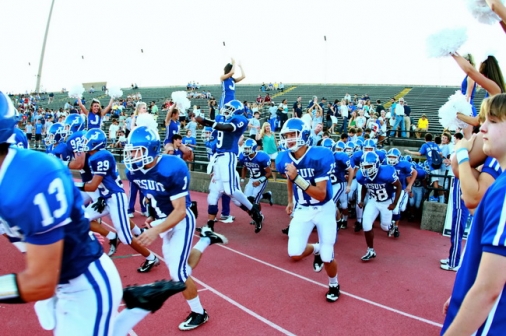 football_2012_jhs_v_holy_cross_gar_090712_04