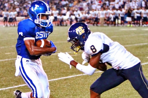 football_2012_jhs_v_holy_cross_gar_090712_31