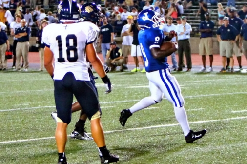 football_2012_jhs_v_holy_cross_gar_090712_34