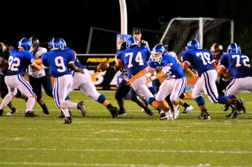 football_2012_jhs_v_holy_cross_gar_090712_36