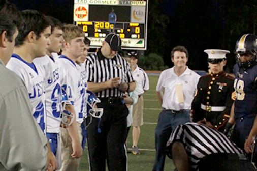 football2013_gar_jhsvhc_honorees_halftime_20131011_007