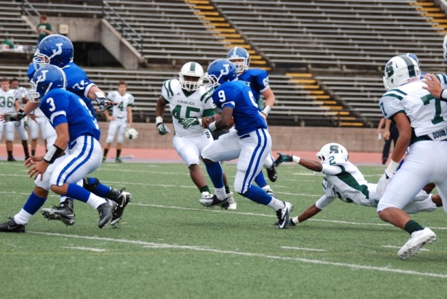 football2013_jhs-vs-shaw_101913_055web