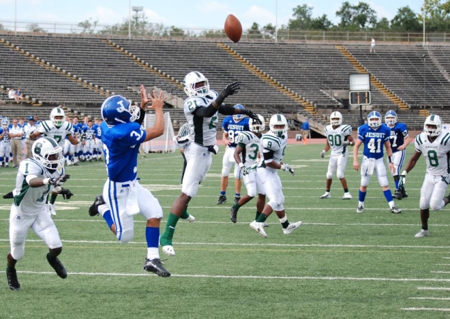 football2013_jhs-vs-shaw_101913_326web