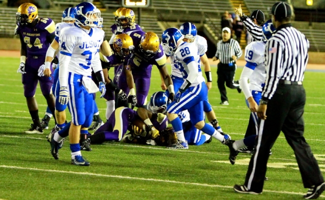 football_2013_jhsvstaug-gallery_110713_18