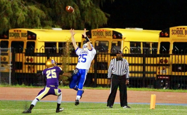 football_2013_jhsvstaug-gallery_110713_23