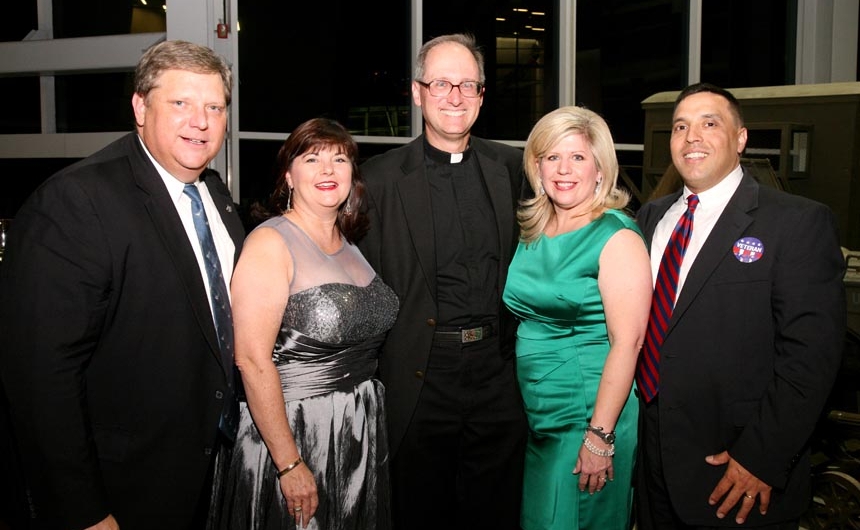 001-celebration_20131102_img_0097