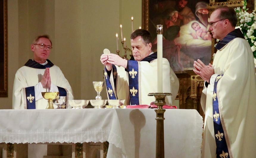 fathersonmassbreakfast_20140112_0058