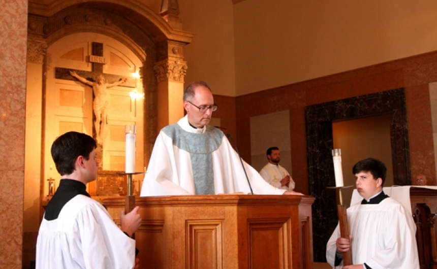 jbaccalaureate2014_017_fitzgerald_gospel_better_26